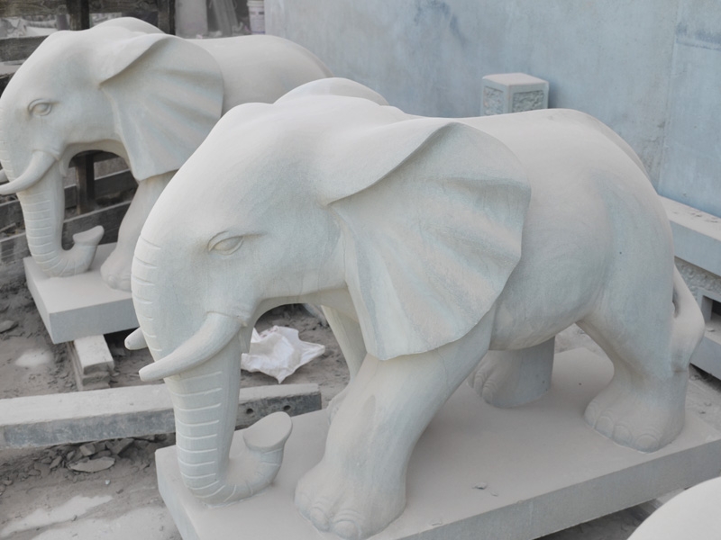 自贡大象青石雕刻
